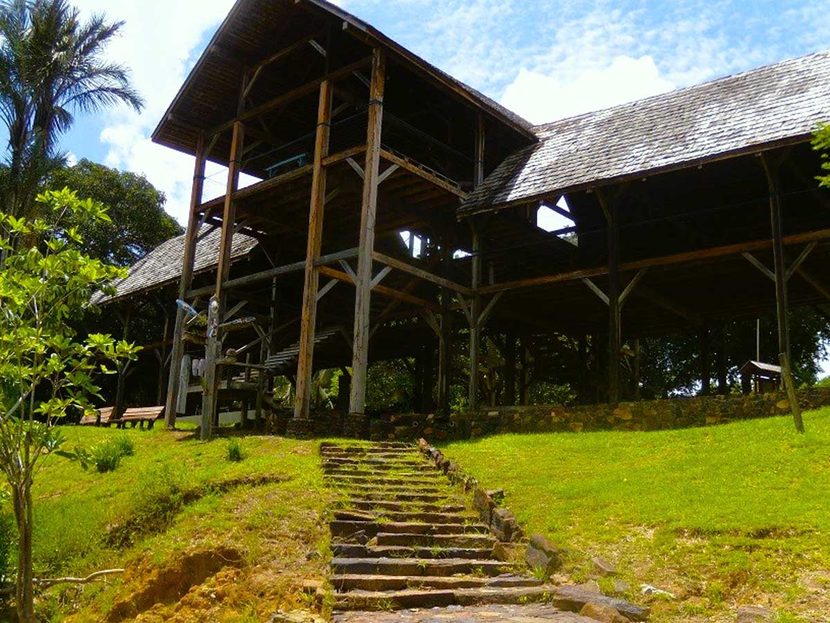 4 Dagen Raleighvallen Voltzberg (Suriname)