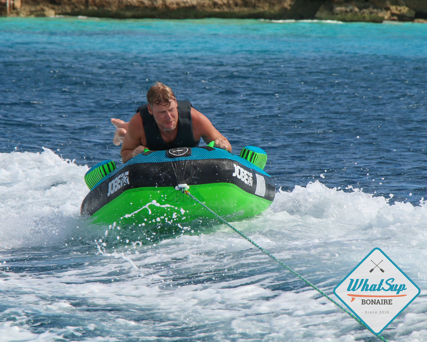 Speedboot met watersport activiteiten (Bonaire)