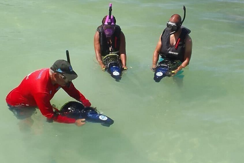 Mangel Halto Avontuur met Zee-Scooters (Aruba)