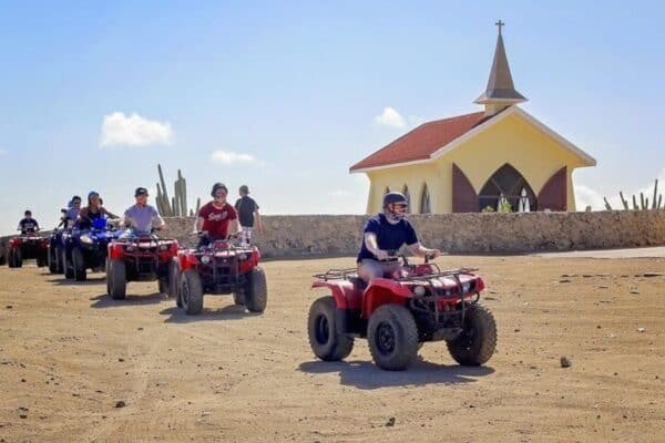 Aventura en ATV: Recorrido todoterreno en vehículos monoplaza y biplaza (Aruba) - Imagen 3