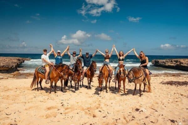 Paseo ecológico a caballo por la playa (Aruba)