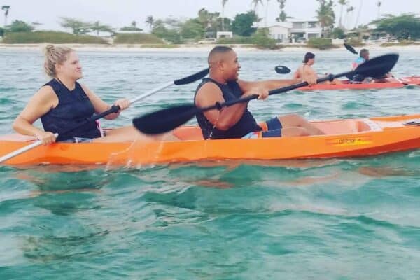 Excursión en kayak por el bosque de manglares de fondo translúcido (Aruba) - Imagen 5