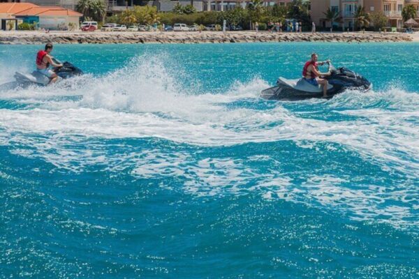 Single Jetski Waverunner at Eagle Beach (Aruba) - Image 4