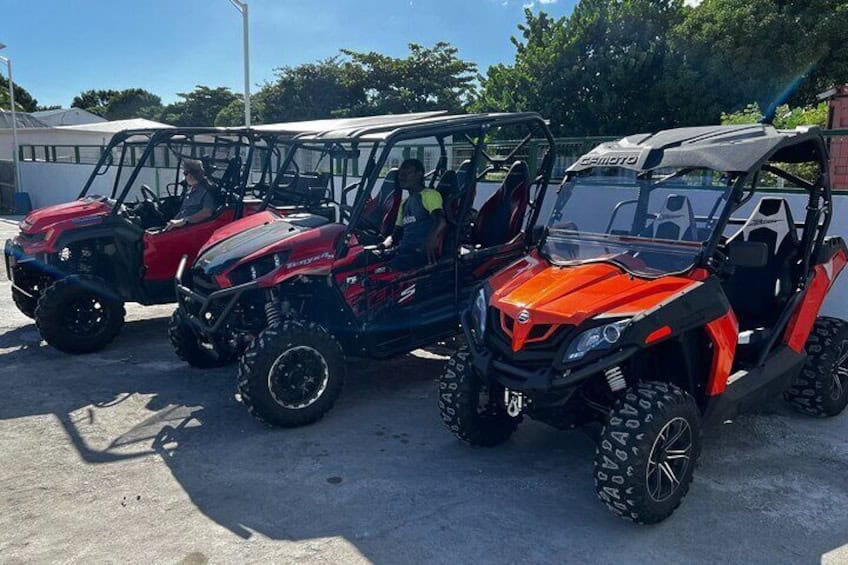 4 UUR Begeleide UTV/Side by Side Tour op Sint Maarten (Sint Maarten)