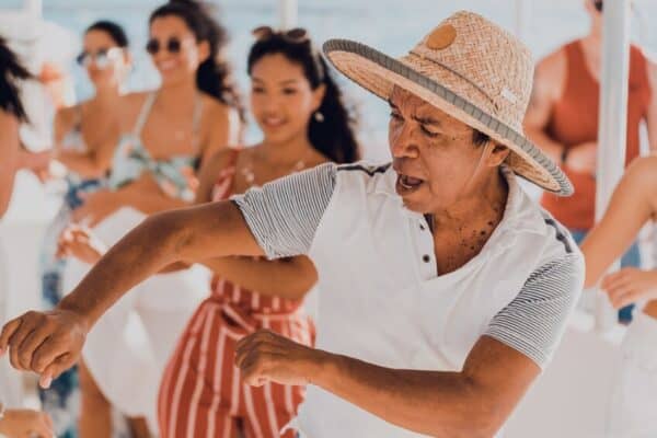 Zonsondergang Cruise met Mojito's & Salsa Muziek (Aruba)