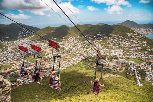Aventura en tirolesa: Sentry Hill y Flying Dutchman (Sint Maarten) - Imagen 3