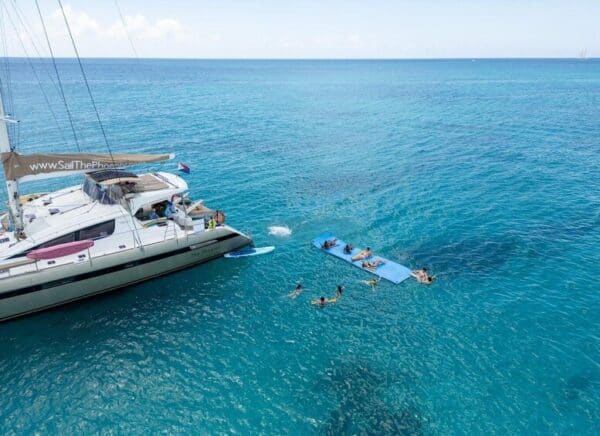 Crucero en catamarán de lujo con almuerzo y bebidas (St Maarten)