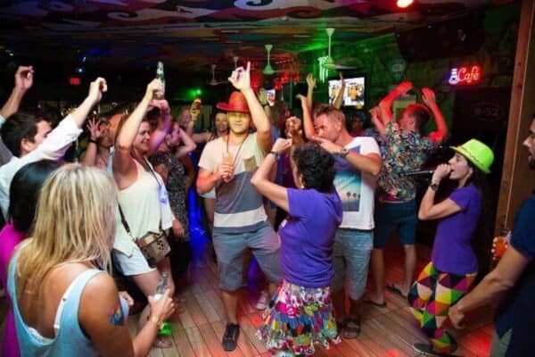 Tour con cena y vida nocturna (Aruba) - Imagen 3