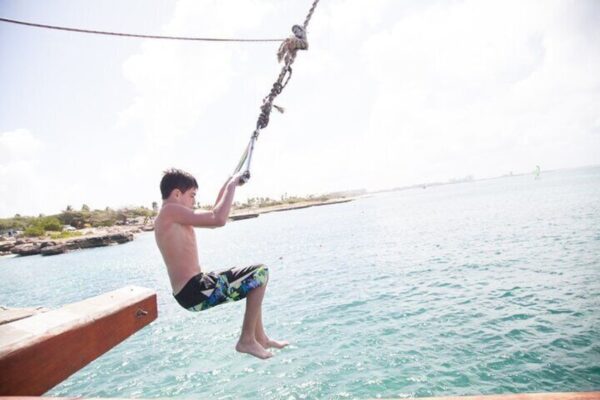 Sunset Jolly Pirate Sailing Trip with Open Bar (Aruba) - Image 3