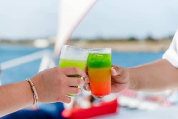 Lunch & Snorkel Sailing Tour with Open Bar (Aruba) - Image 5