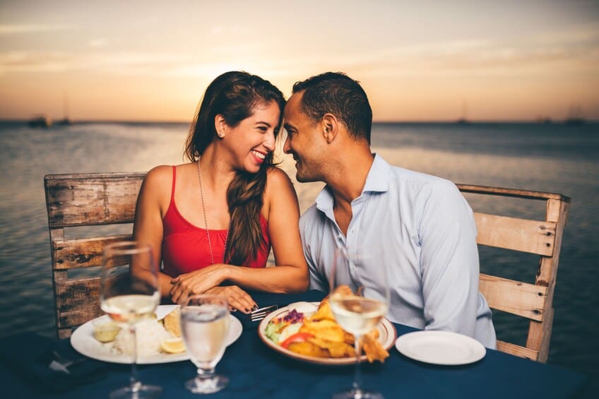 Zonsondergangcruise en Diner aan Zee bij Pelican Nest (Aruba)