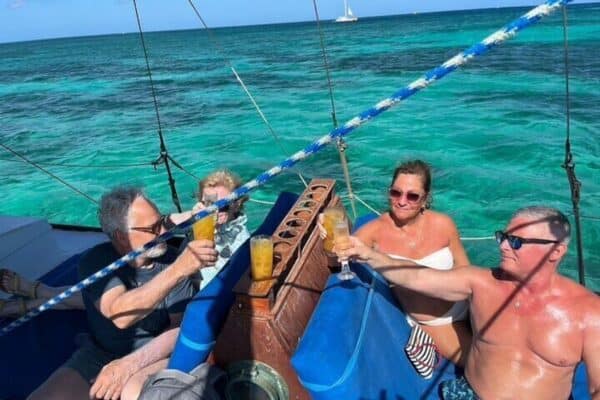 Adults Only Snorkel & Sunset Cruise in Small Group (Aruba) - Image 3