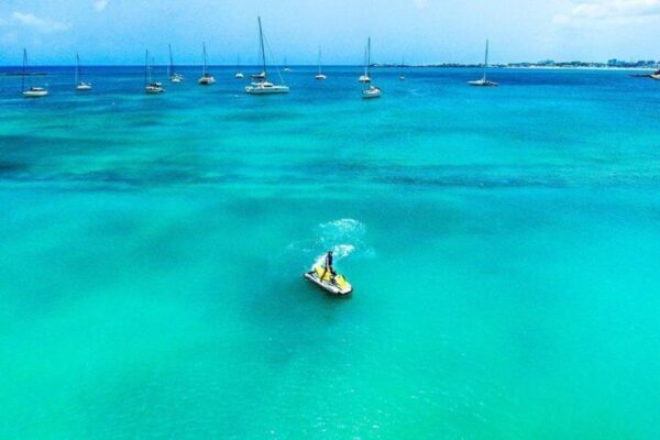 1-Uur Jetski Tour: Kies Alleen of Dubbel (Sint Maarten)