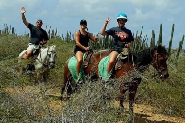 Paseo privado a caballo al atardecer (Aruba) - Imagen 3