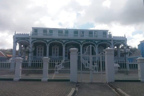 Stadshoogtepunten & Grot (Curaçao)