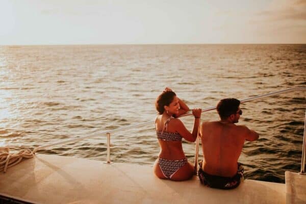 Zonsondergangcruise naar Boca Catalina met BBQ Diner (Aruba) - Afbeelding 3