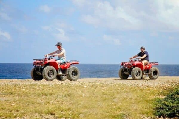 Aventura en ATV: Recorrido todoterreno en vehículos monoplaza y biplaza (Aruba) - Imagen 2
