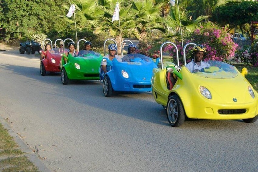 Schatten van St. Maarten - Geleide Zelf Drive Buggy of Scoot Coup (Sint Maarten)