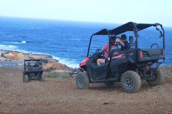 Aventura en UTV y ATV a la playa escondida y la piscina de la cueva (Aruba) - Imagen 4
