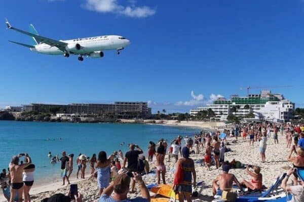 Extreme Jet Blast on Maho Beach (Sint Maarten) - Image 2