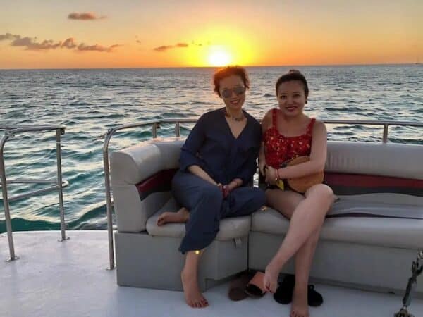Sunset Sailing Trip with Delicious Snacks and Cocktails (Aruba) - Image 2