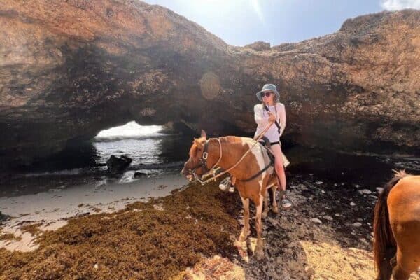 2 Hours Horseback Riding to the Little Natural Bridge (Aruba) - Image 4