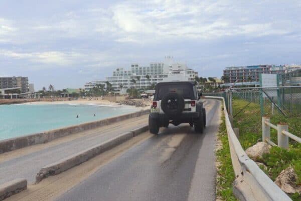 Excursión en jeep a la isla Wrangler (Sint Maarten) - Imagen 4