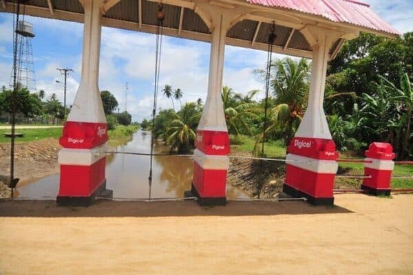 Full Day Trip Saramacca and Coronie with Lunch (Suriname) - Image 4