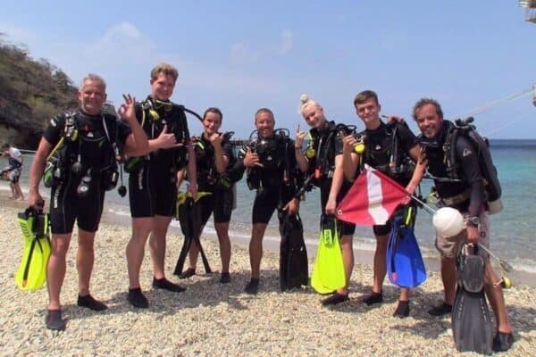 Explore Scuba Diving in Curacao (Curacao) - Image 5