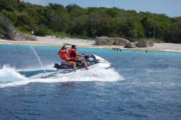 Snorkel en moto acuática (Curazao) - Imagen 4