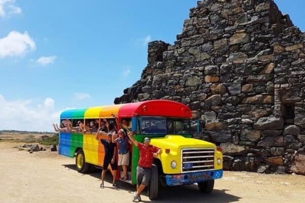Kleurrijke Strandbus Sightseeing Tour (Aruba)