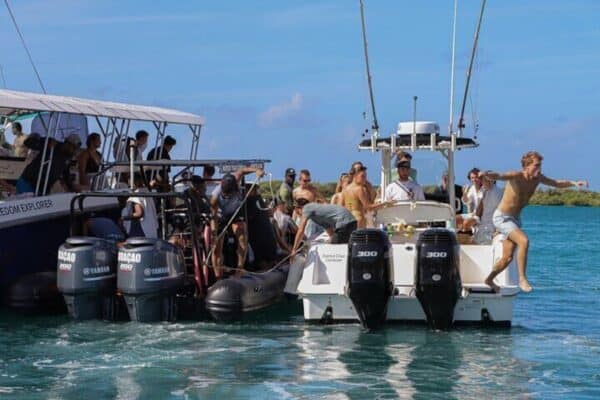 Sunday Boat Festival: DJs, barra libre y aperitivos! (Curazao) - Imagen 3