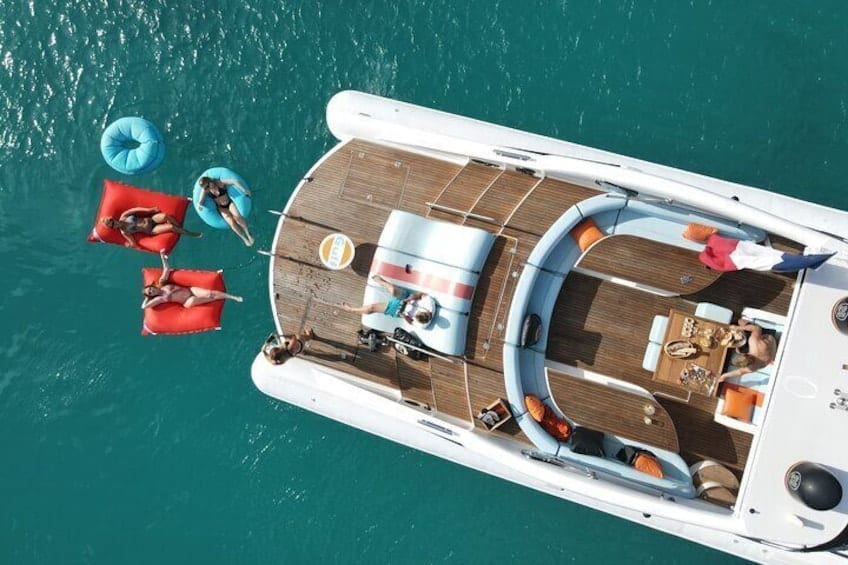 Luxe Motorjacht 20m Privécharter in het Caribisch gebied (Sint Maarten)