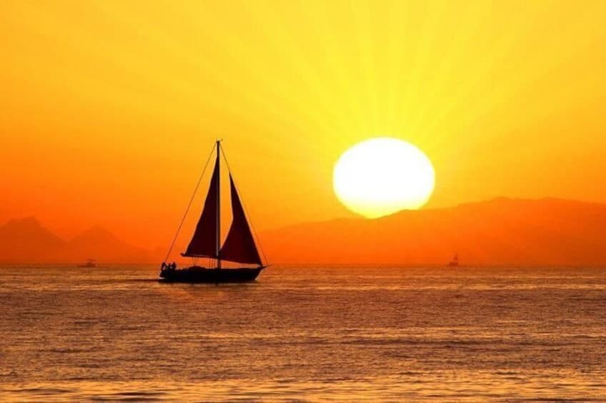 Zonsondergang Champagne Cruise in Sint-Maarten (Sint Maarten)