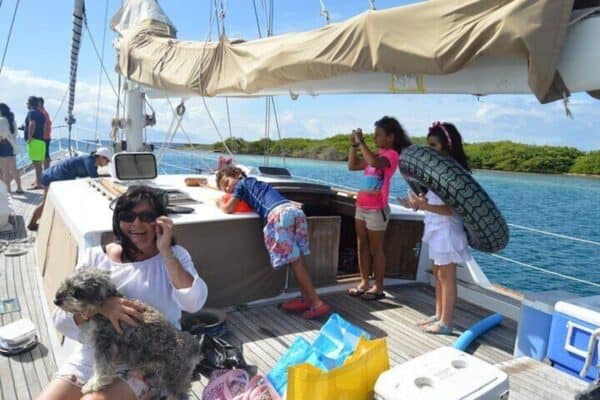 Chárter privado: barbacoa de 4 horas y esnórquel en la bahía de Fuik (Curazao) - Imagen 4