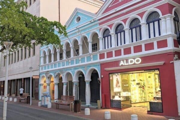 Highlights and insider tips for Willemstad (Curaçao) - Image 2