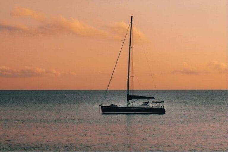 Excursión privada de día completo en barco por el Caribe (Sint Maarten)
