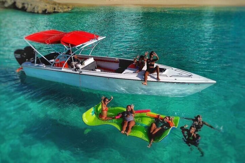 Private Fast Boat for rent in St. Maarten (Sint Maarten)