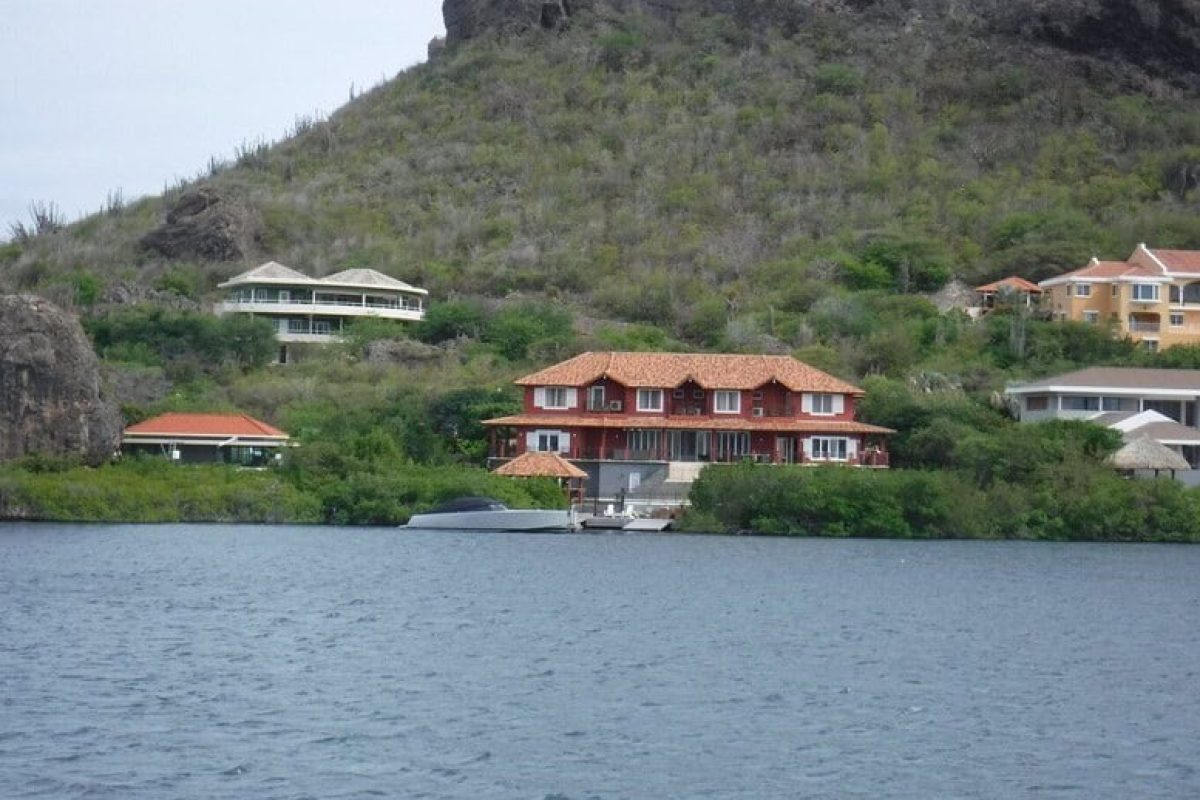 1ce9546e-2900-46d4-b32e-924127f8f4d5