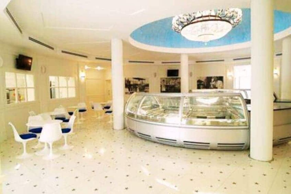 1d4cf472-23d9-4d03-889e-8511dd3c9cbb