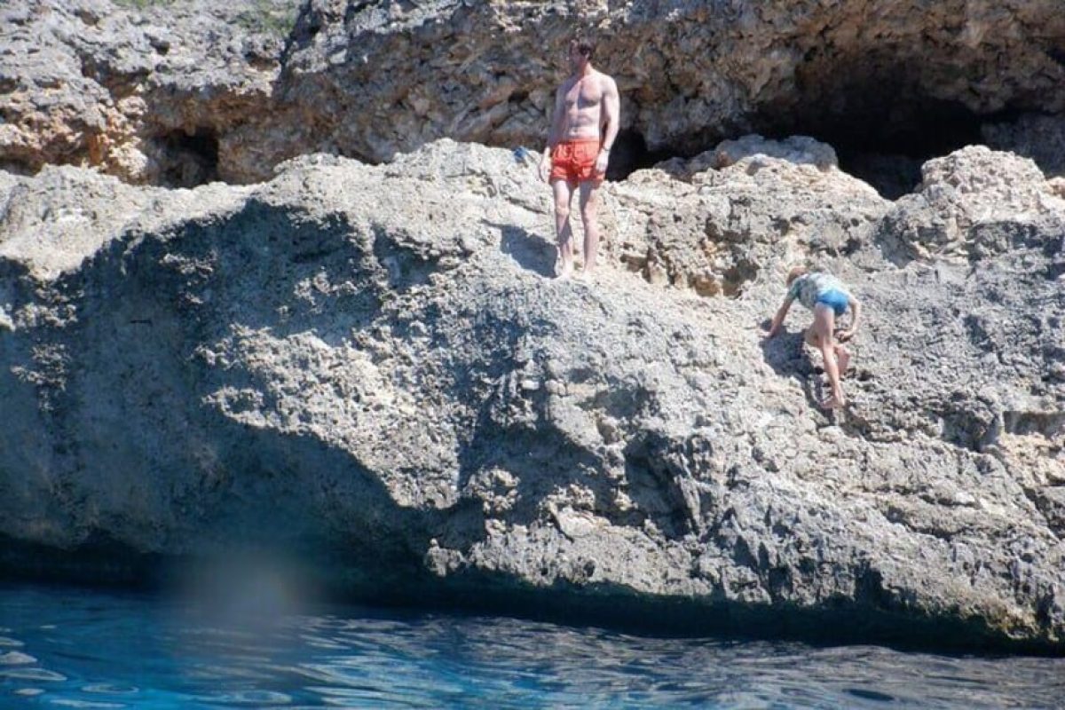 2115b76f-ffbd-400e-aa9a-ad2b95238437