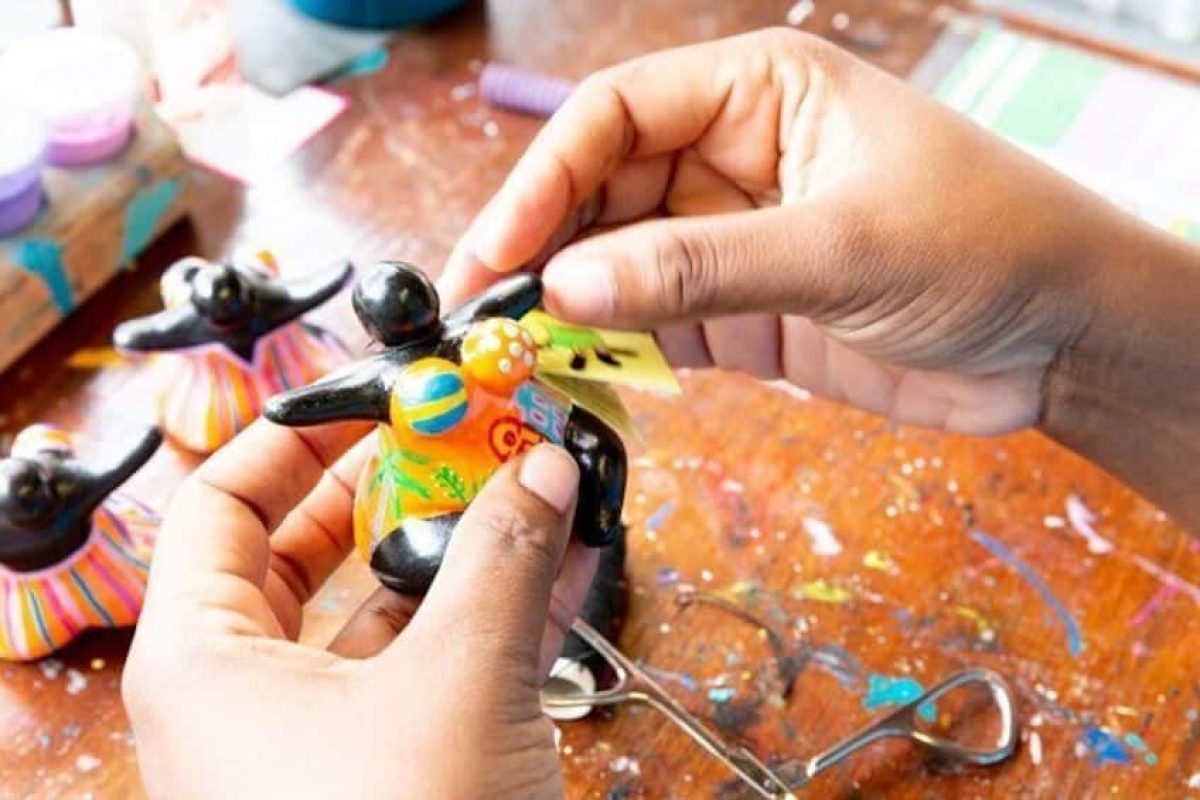 2b0e2550-06e5-440f-953e-ff7bd2d06abf