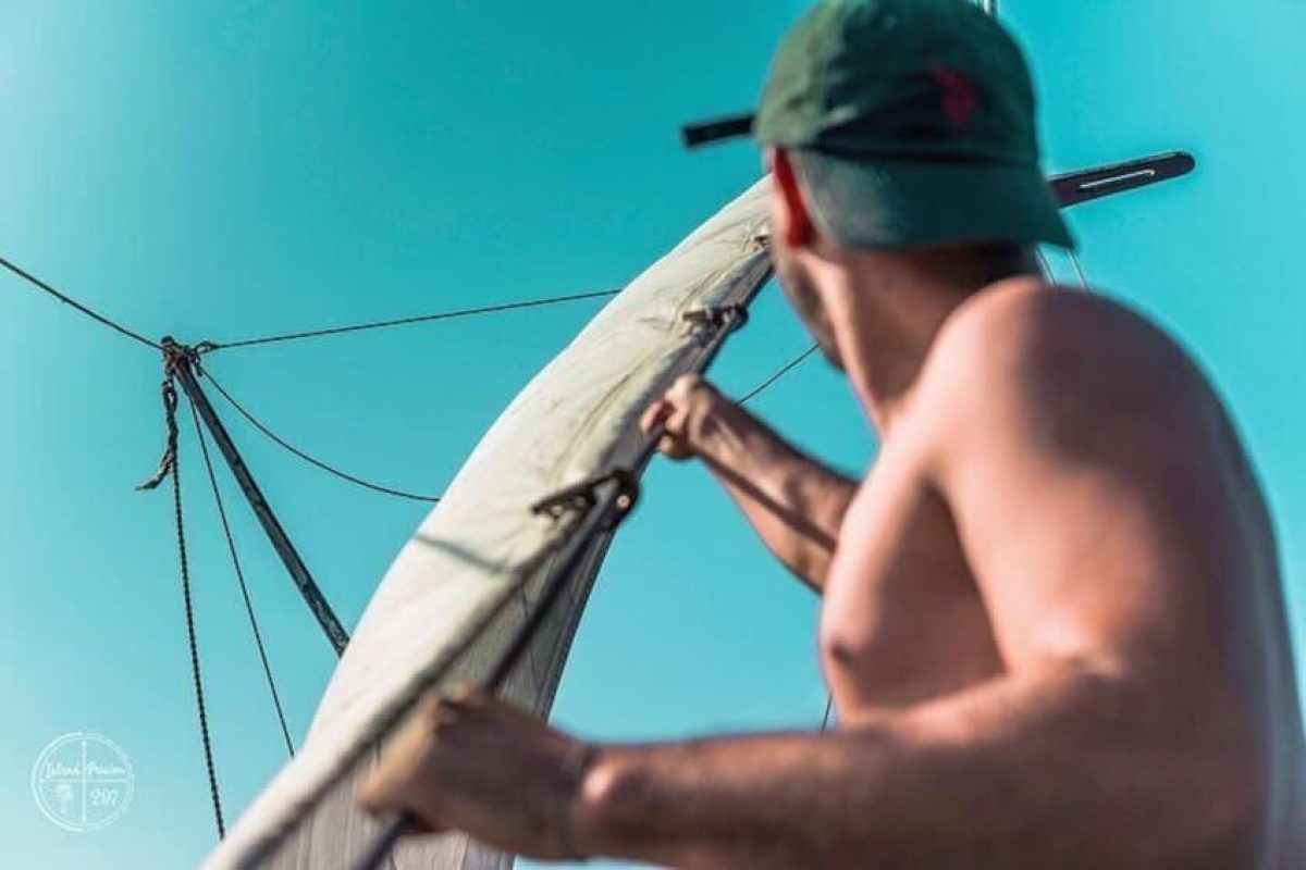 2f4d0e71-fc72-4ff5-a6ca-d8a026ad5afb