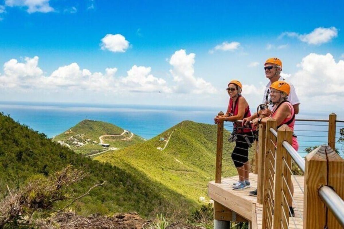 Crucero y lago de goleta (Sint Maarten)