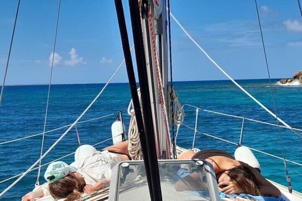 aa2b072a-9642-426e-861e-622bd2288f33