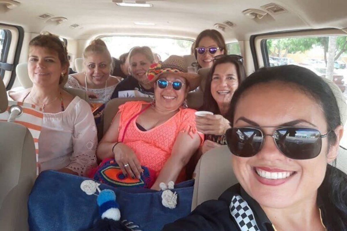 AD3081B8-38DA-4CE5-8E50-9582B5697CE6