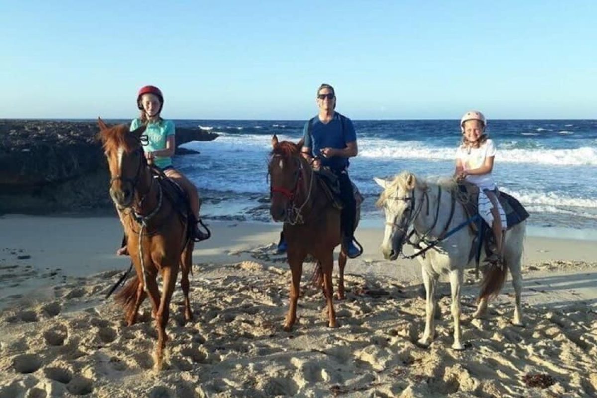 BE7CF437-DD8C-4AA1-B041-3434E56A8126