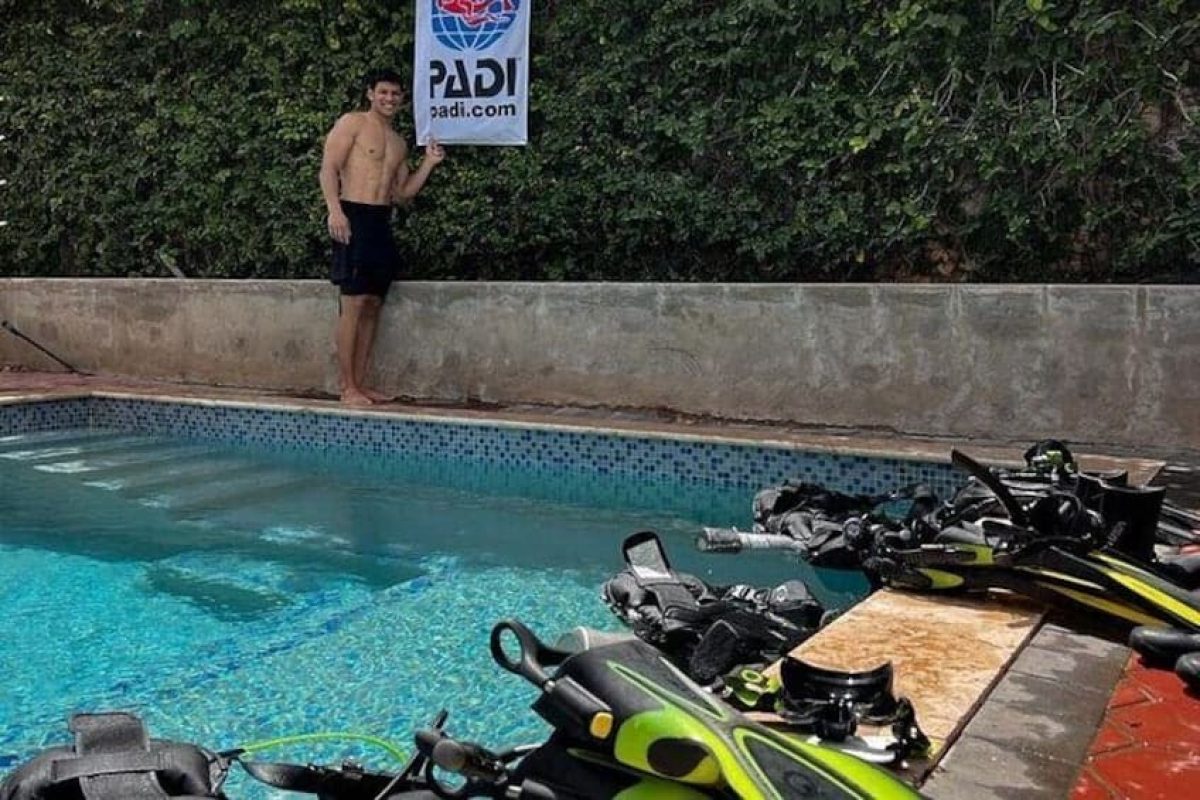 c6065409-bcce-4480-851b-e04769a1d51d