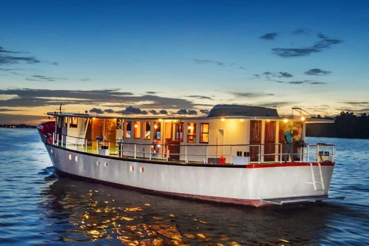 prive-charter-surinamerivier-3