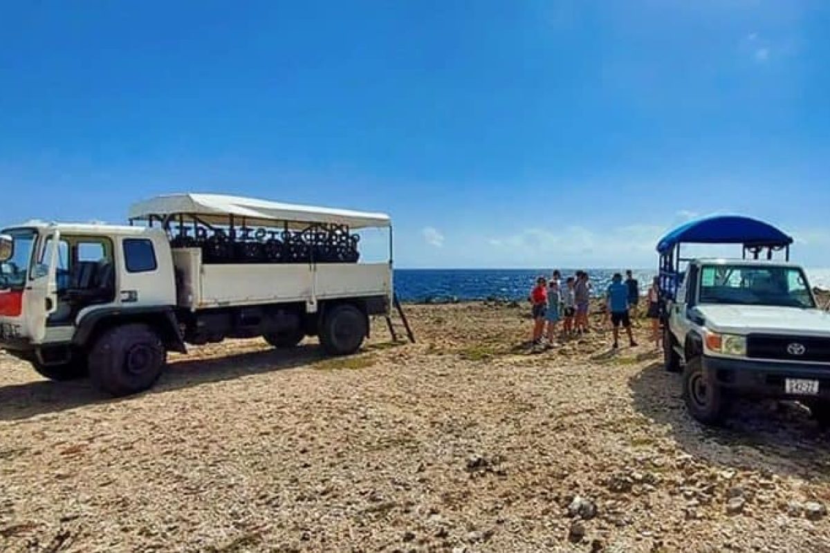 safari-tours-jeep-off-road-curacao-800x450-1